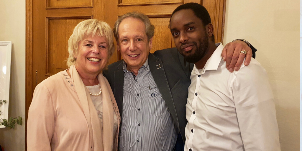 Bamberger Haus mit Bauchredner Perry Paul und Patnarin Eva